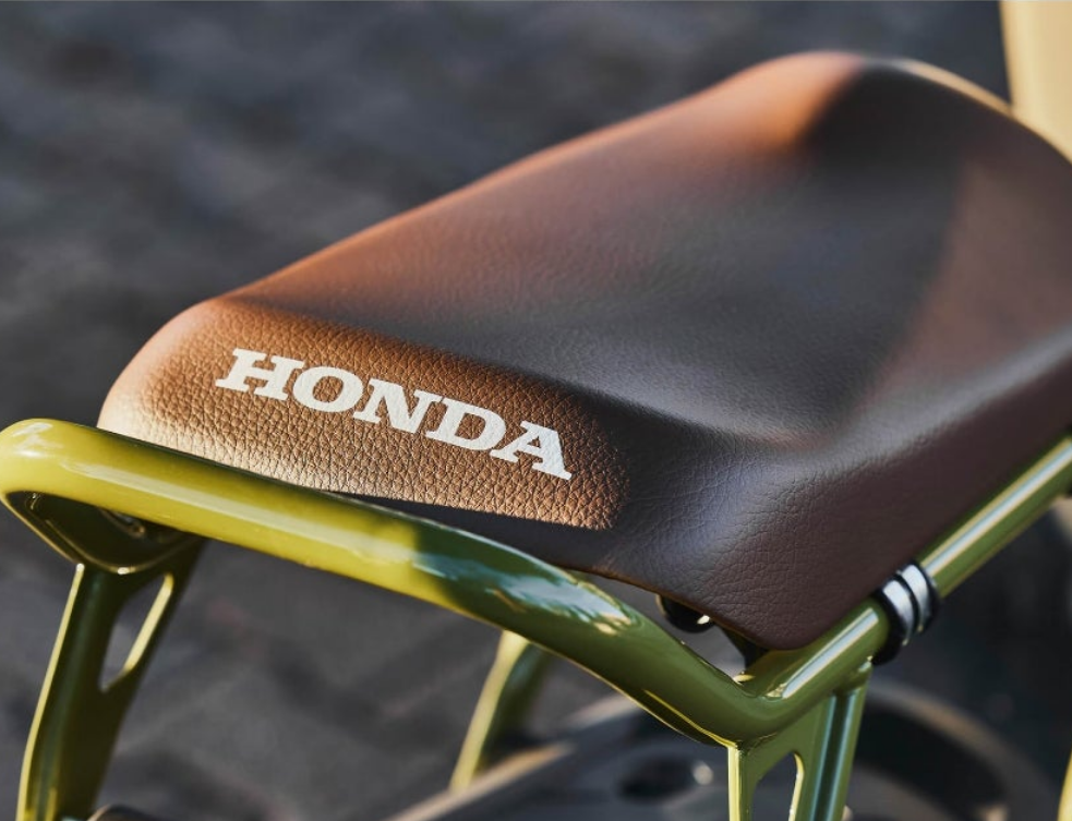 2025 honda Ruckus.             Item #11